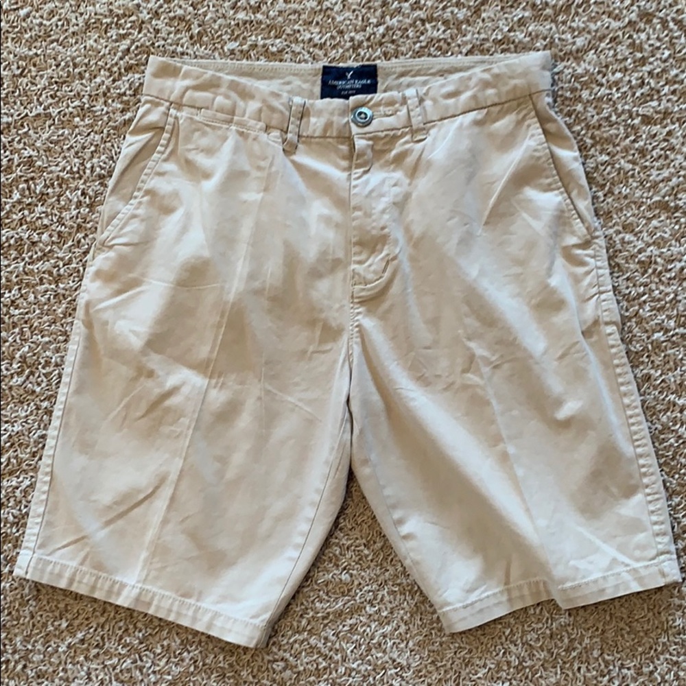 American Eagle khaki shorts 1